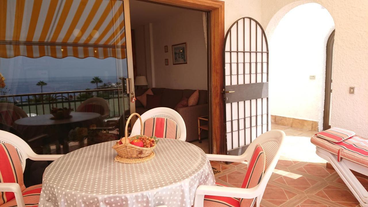 Apartment Mit Sonnenterrasse Und Panorama - Meerblick, 5 Min. Von Hafen + Strand Acantilado de los Gigantes Exterior photo